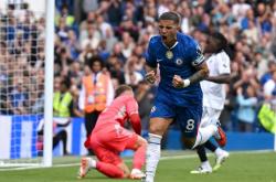 开云体育app-瓦伦西亚完胜切尔西，苏亚雷斯一己之力扛起全队的简单介绍