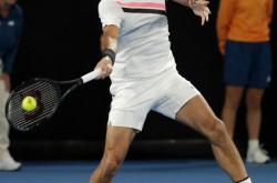 开云体育官网-包含美国网球队完胜意大利网球队，费德勒完成帽子戏法的词条