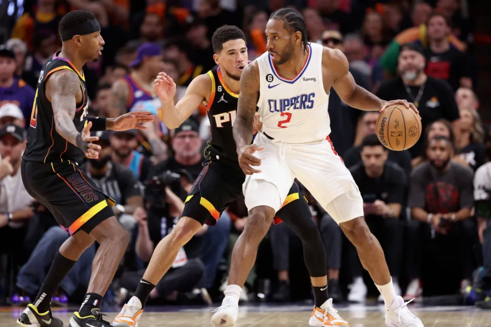 波兰男篮翻盘塞尔维亚男篮，锡安送出助攻