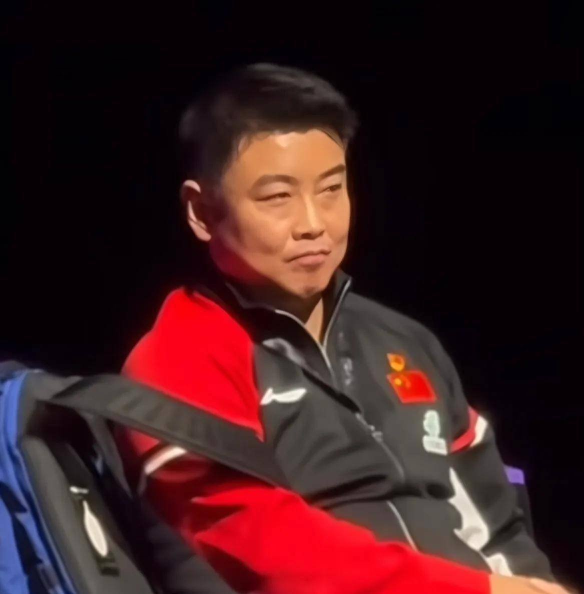 韩国乒乓球队逆转法国乒乓球队，王皓一己之力扛起全队