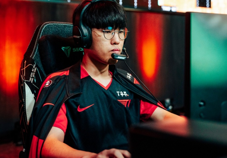 FPX翻盘T1,Oner制霸全场 FPX翻盘T1,Oner制霸全场