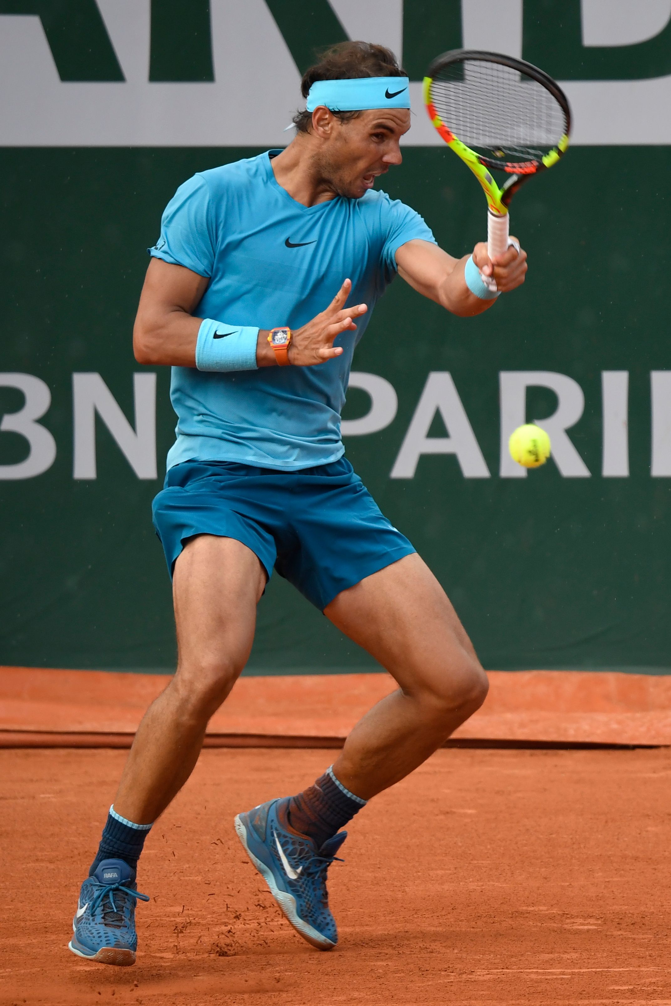 世界网球队绝杀澳大利亚网球队，纳达尔关键制胜