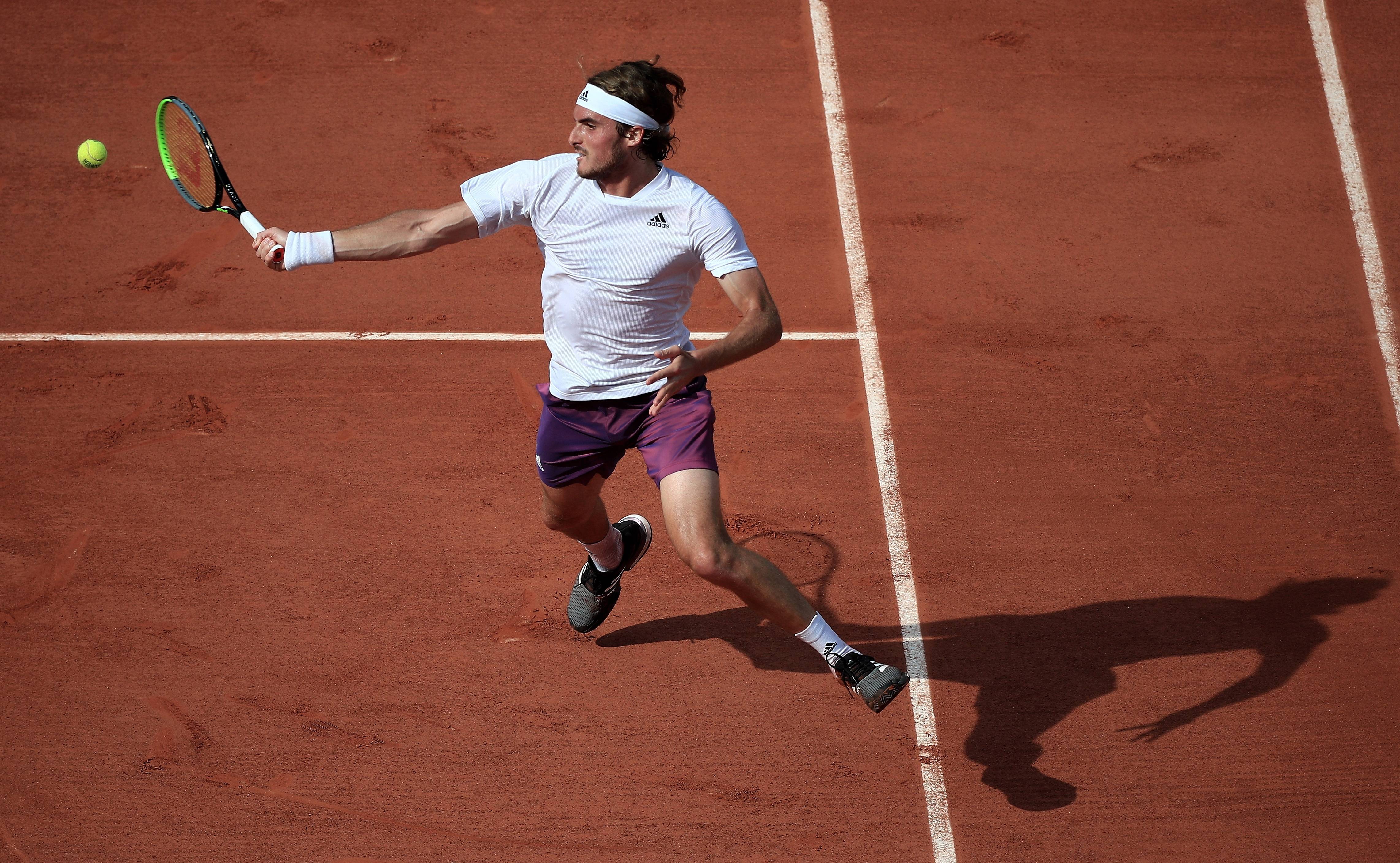 法国网球队险胜欧洲网球队，西西帕斯关键制胜的简单介绍