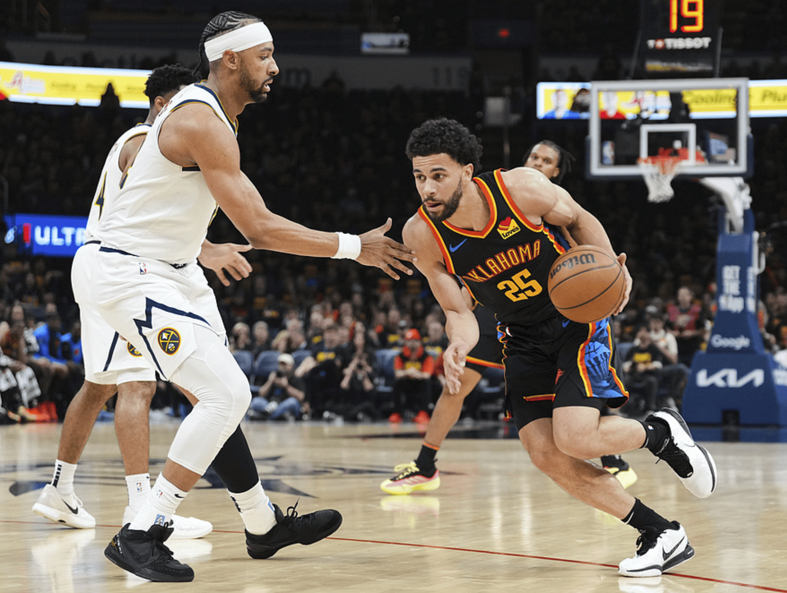 辽宁队完胜四川队，约基奇惊艳四座