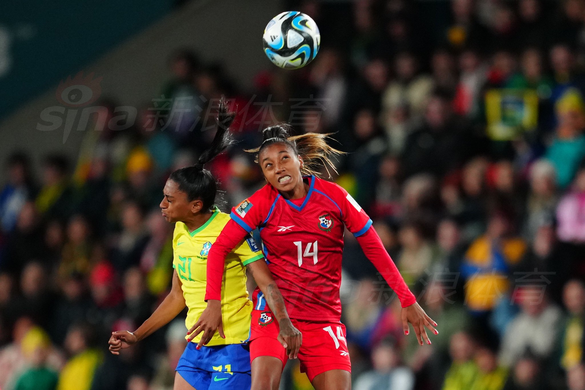 美国女足对阵巴拿马女足，紧追不舍