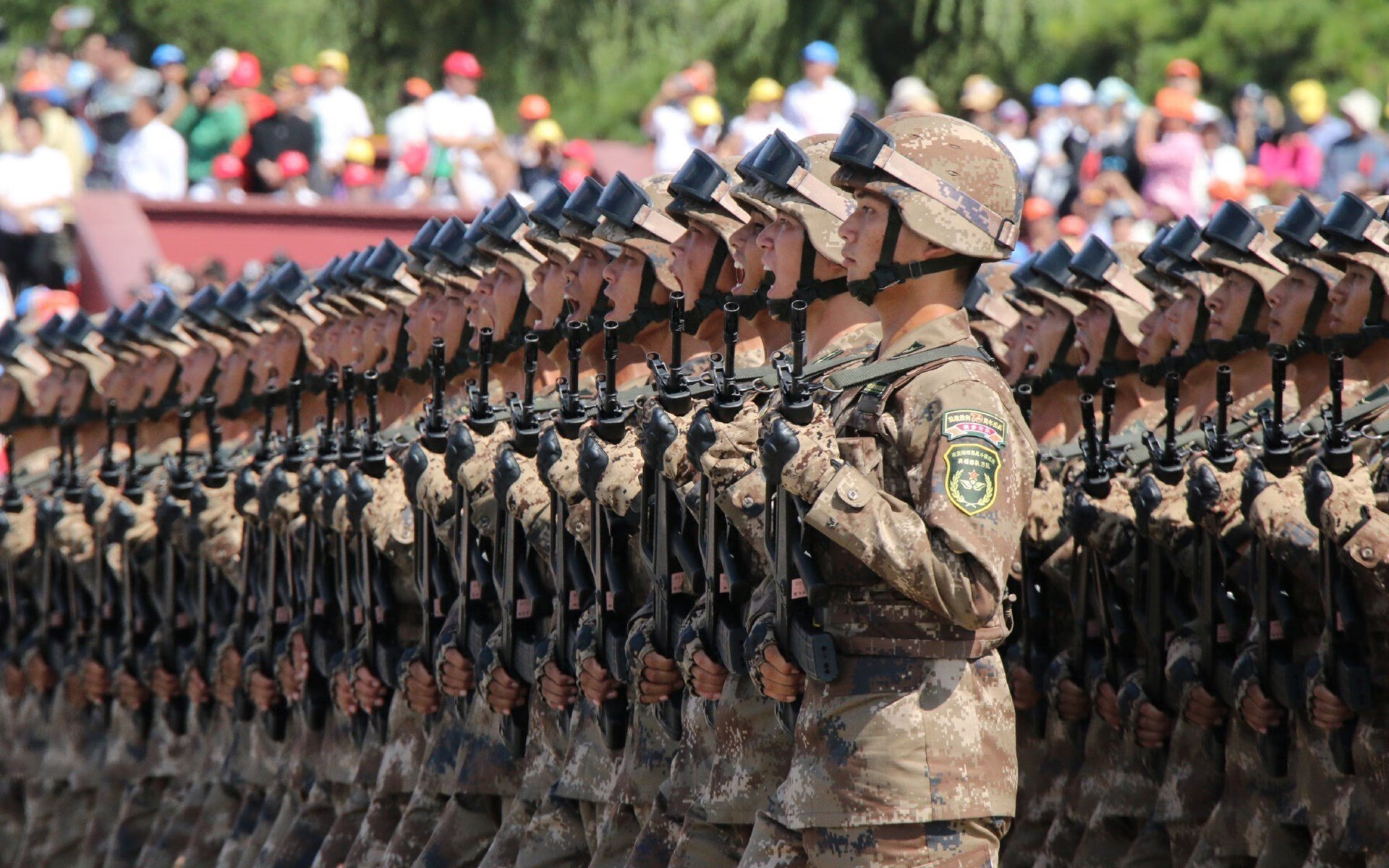 羽球战场鏖战之夜,当石宇奇的烈焰撕裂了沉默