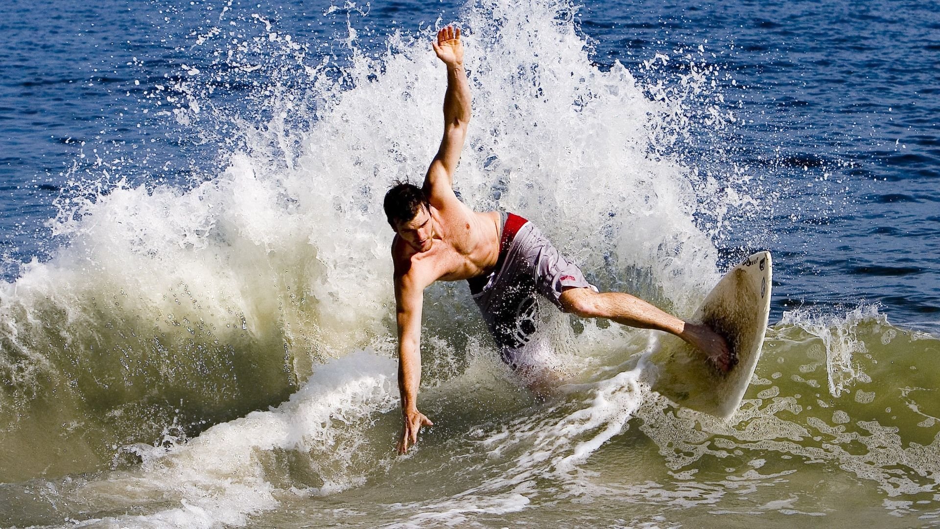 丝绸与冰雪的对决,蒂亚戈一舞倾城,沙特爆冷击碎北欧神话