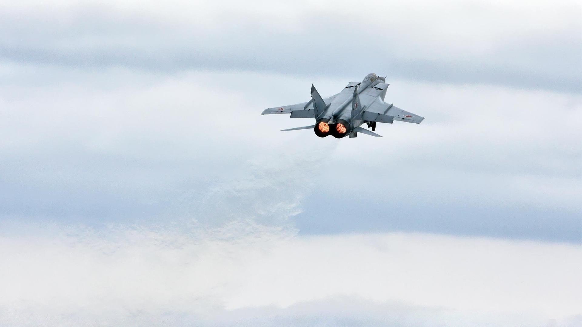 马克西单骑破阵点燃全场，浙江三分雨压制猛龙显团队锋芒