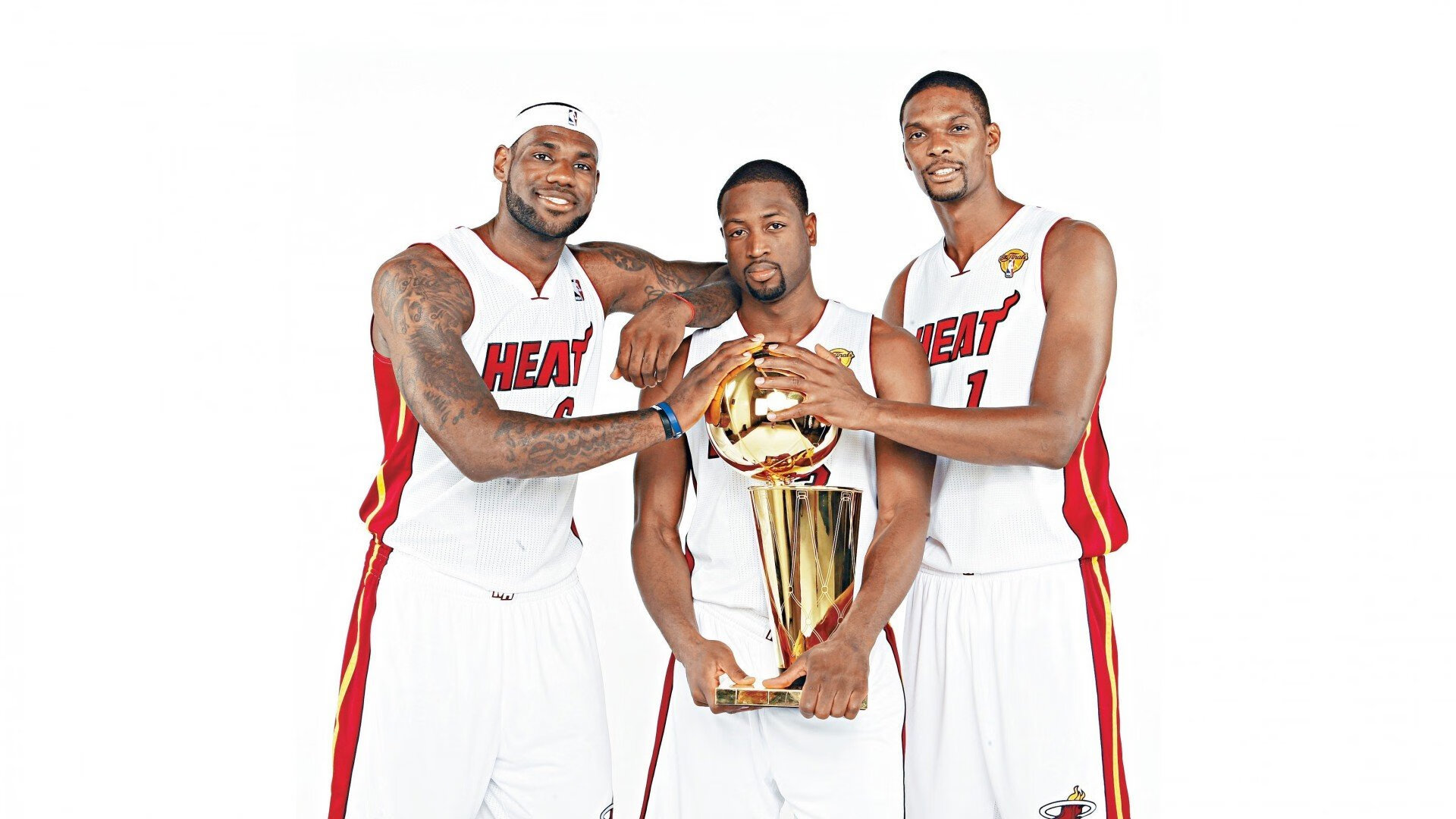 断剑重铸之夜,门迪在阿尔及尔的叹息墙上刻下罗马之殇