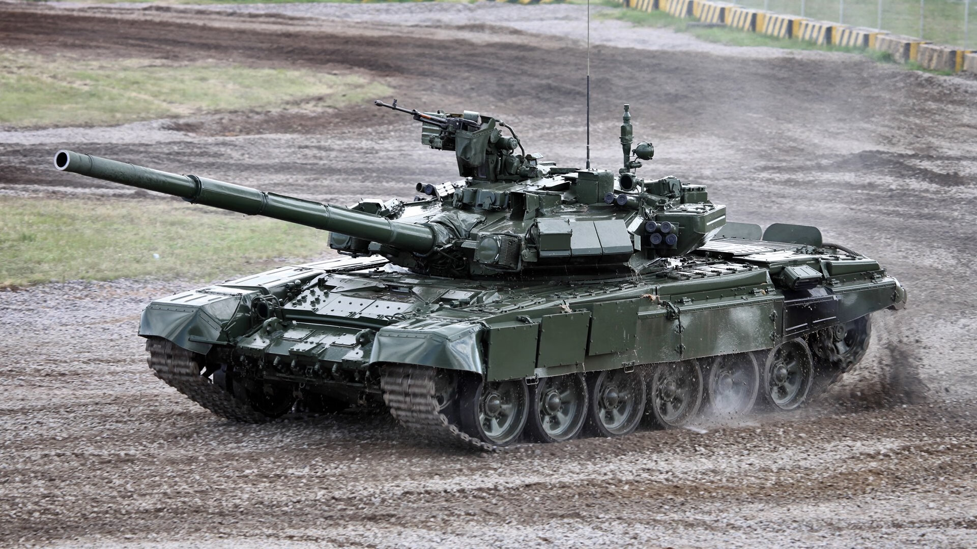 赛道与球场，杜兰特的跨界主宰与双线封冠之夜